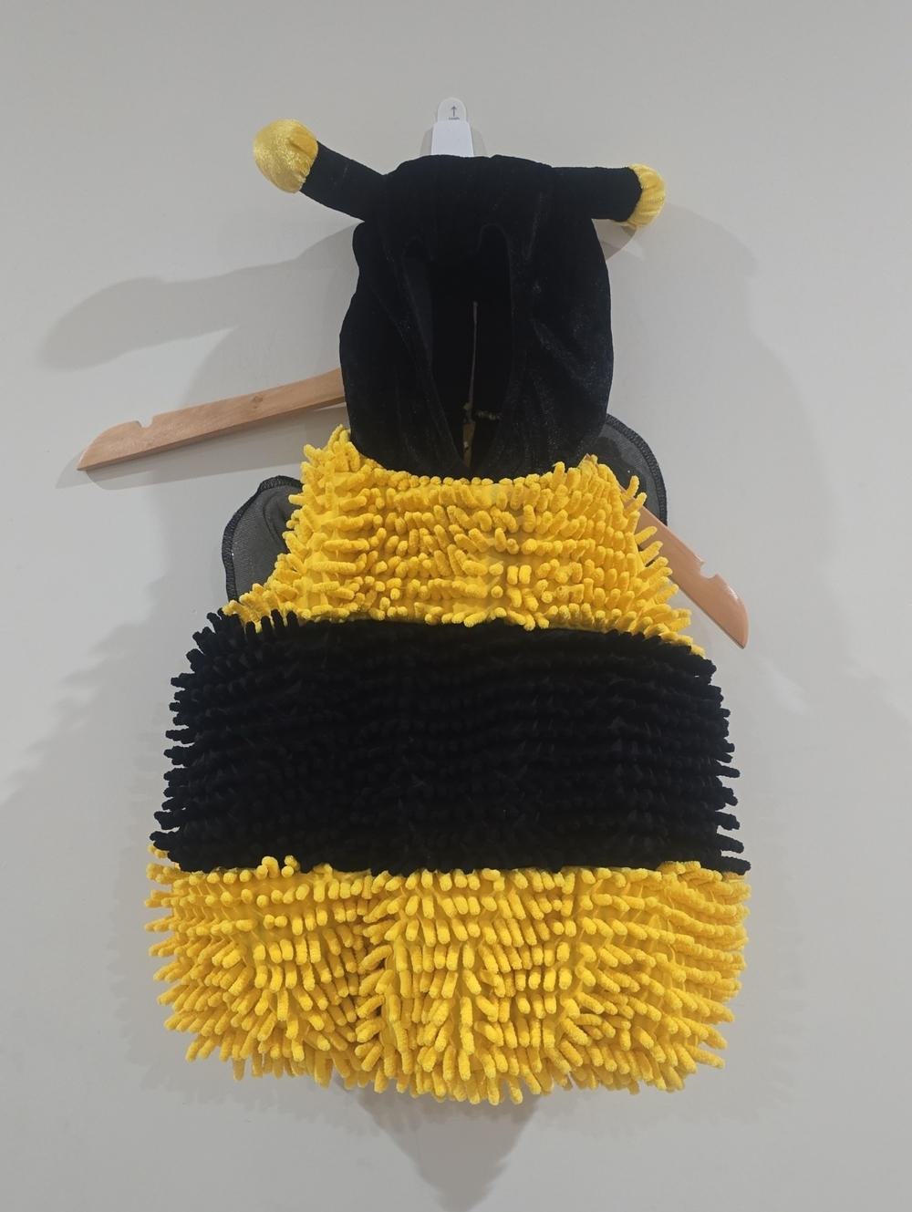 Halloween Bumblebee Costume Baby Toddler 12M Bumble Bee Fuzzy Stinger Deluxe